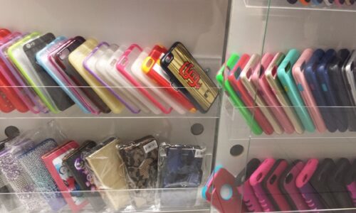 Why You Should Buy and Sell Cell Phone Accessories Wholesale. (Our Best Recommendations)