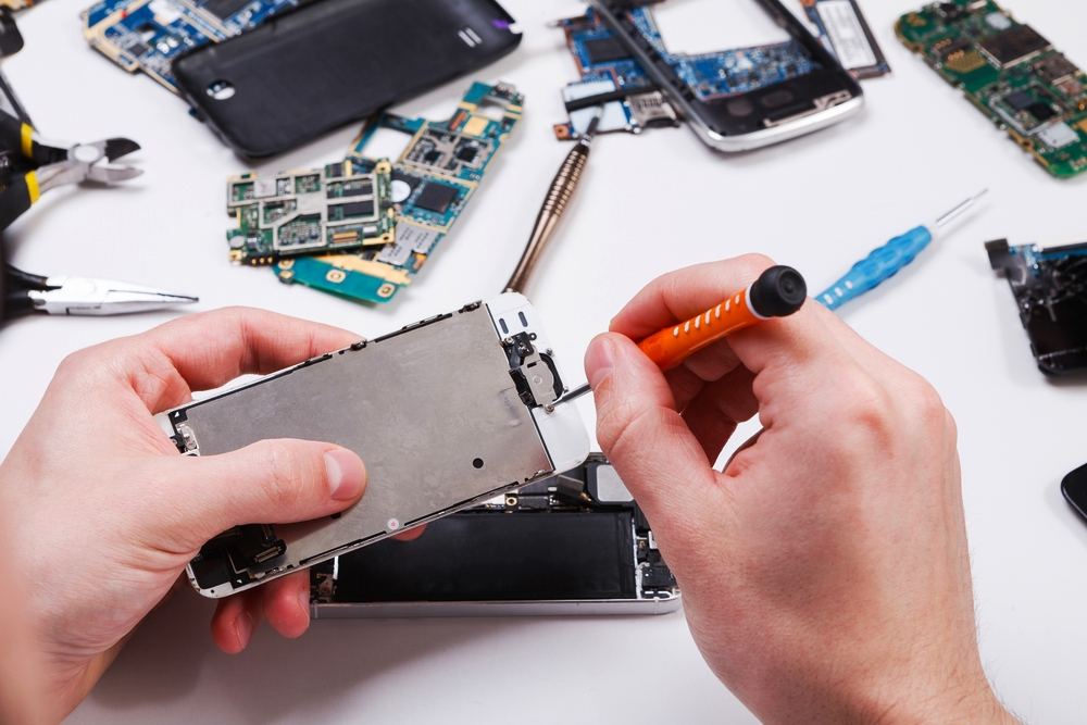 Why Should You Consider Repairing Your Phone?